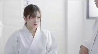 国产真实乱人视频在线看调教05年小姓奴第三部--舔主人的脚趾